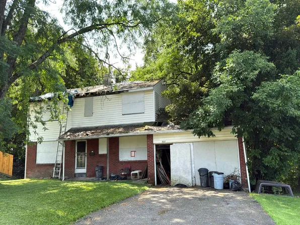 3608 Briar Ln, Endwell, NY 13760