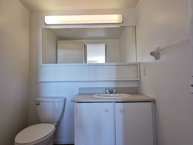 Master bedroom bathroom