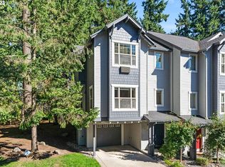 2028 NE 50th Way, Hillsboro, OR 97124