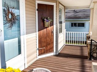 575 Pontiac Ave, Cranston, RI 02910