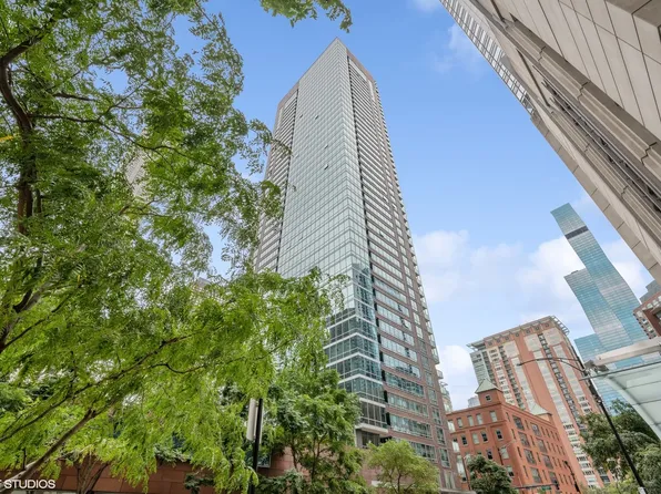 505 N McClurg Ct APT 203, Chicago, IL 60611