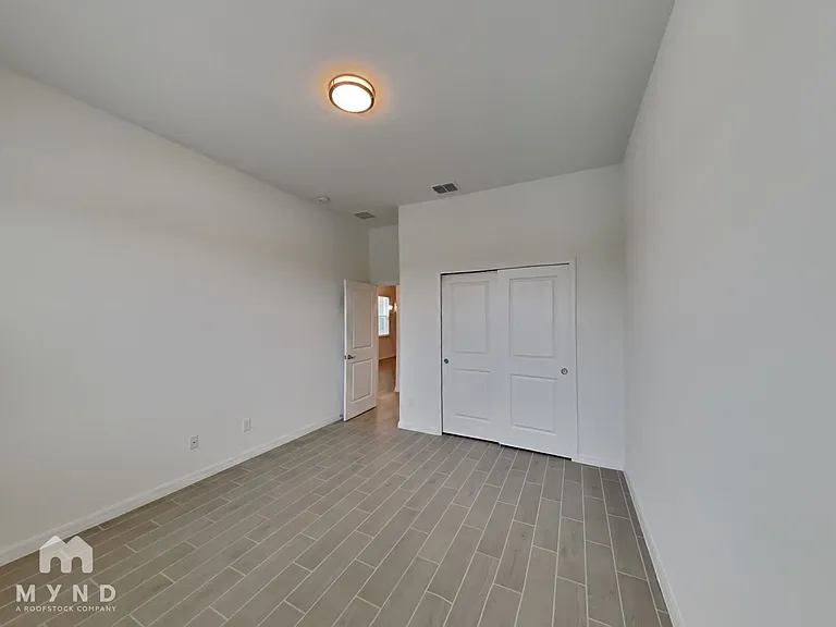 762 Middleton St — Photo 17