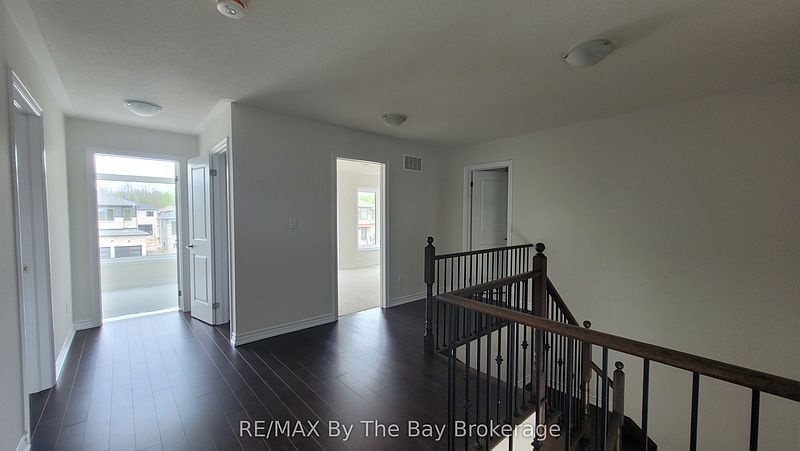 Wasaga Beach House for rent - 4 Bedrooms — photo 34