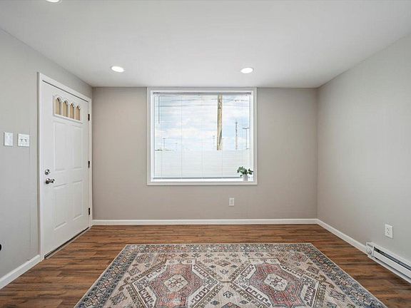 4th image of 2242 E Allegheny Ave Floor 1