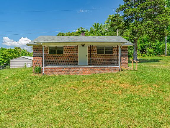 4th image of 8624 Walnut Springs Ln
