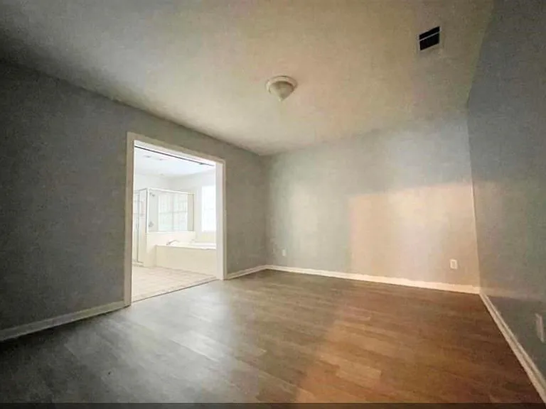 8745 Kimberly Dr — Photo 7
