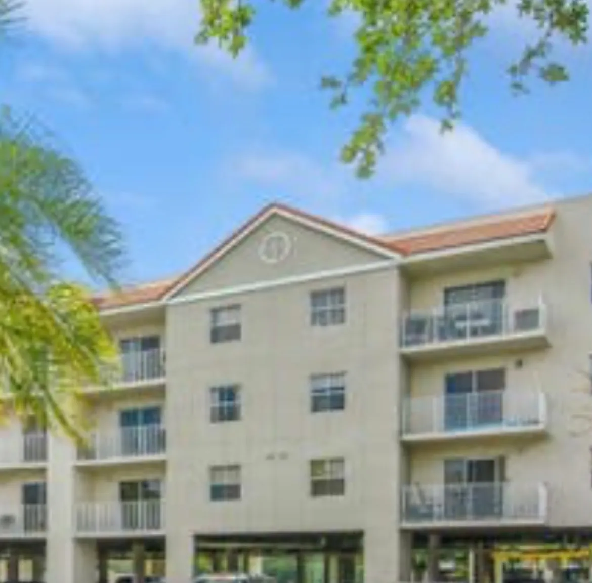 2 bed, 989 sqft, $2,450 — Photo 1