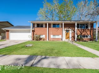 1006 Fosdick Dr, Colorado Springs, CO 80909