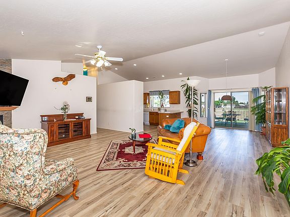 4th image of 9330 E Manzanita Cir