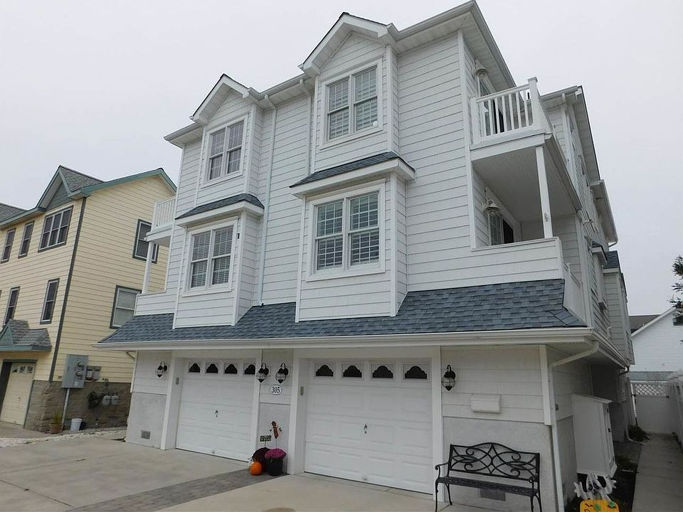 1st image of 305 44th St #East