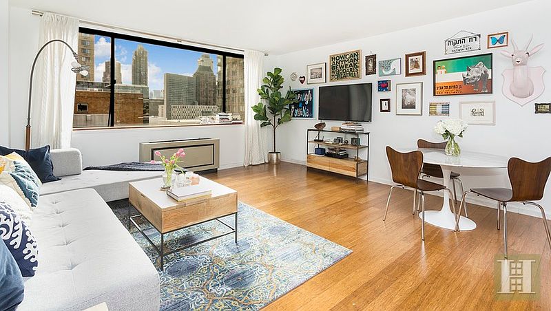 1st image of 45 W 67th St APT 12F