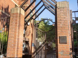1500 SW Park Ave APT 221, Portland, OR 97201