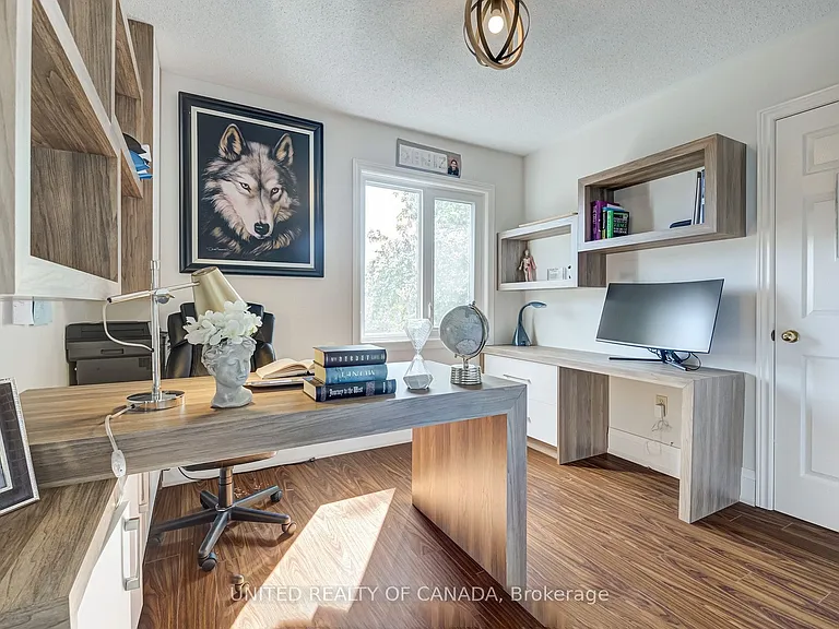 615 Sandford St — Photo 27