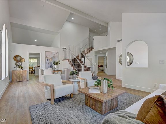 3rd image of 7629 Oyster Cove Dr