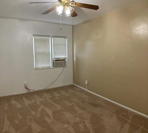 3rd image of 112 1/2 N 1st St