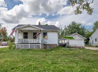 214 19th St NW, Cedar Rapids, IA 52405