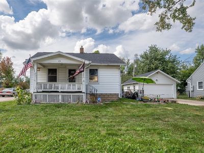 214 19th St NW, Cedar Rapids, IA, 52405
