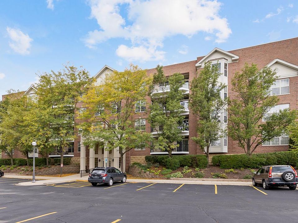 1st image of 3135 Town Square Dr Unit 202