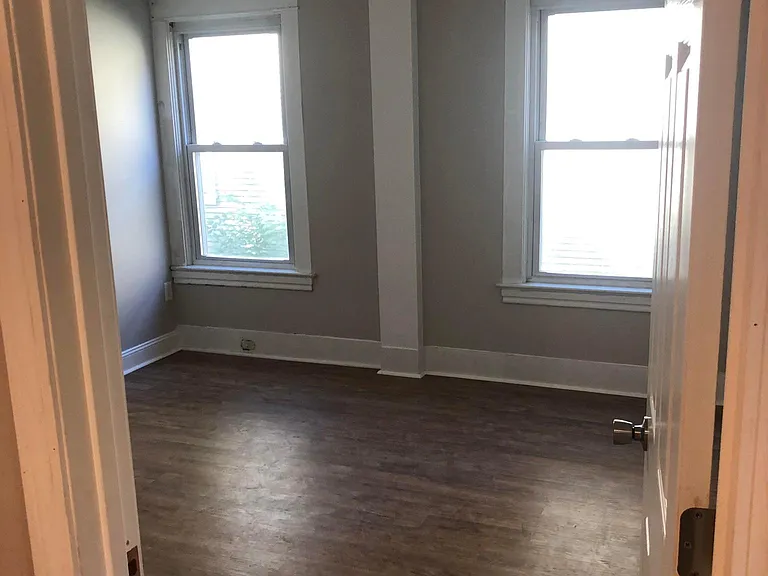 79 Spruce St #2 — Photo 9