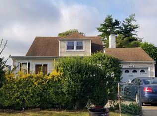 1395 Circle Dr W, Baldwin, NY 11510