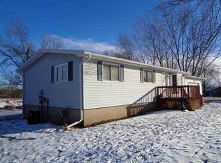 6814 Larkspur Rd, Rudolph, WI 54475