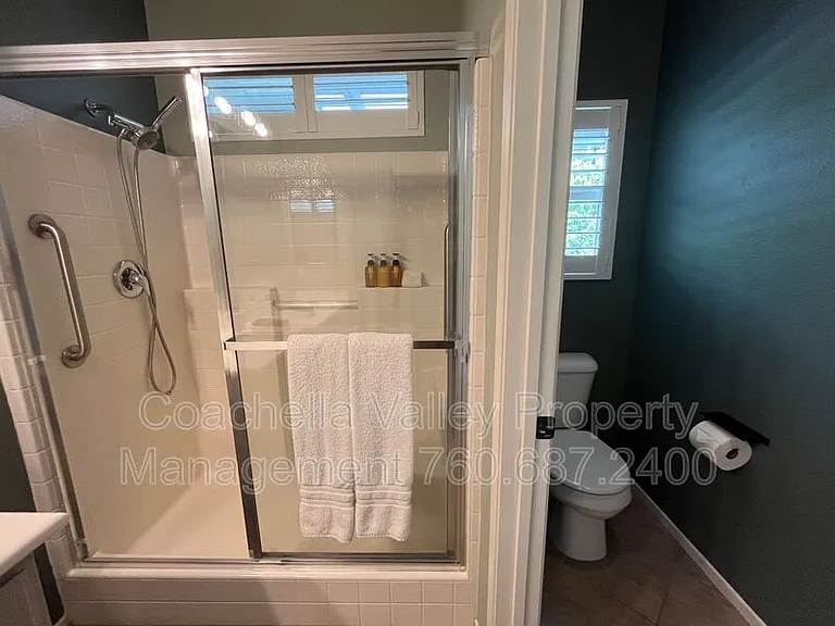 2162 Shannon Way — Photo 9
