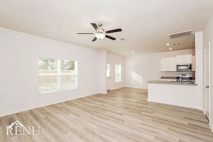 10422 Sweetwater Creek Dr — Photo 8