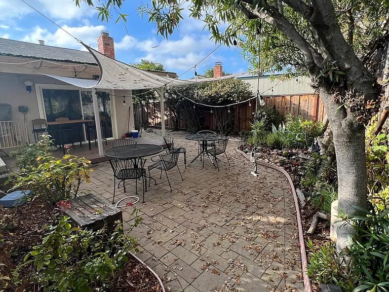 130 Fuschia Ct — Photo 7