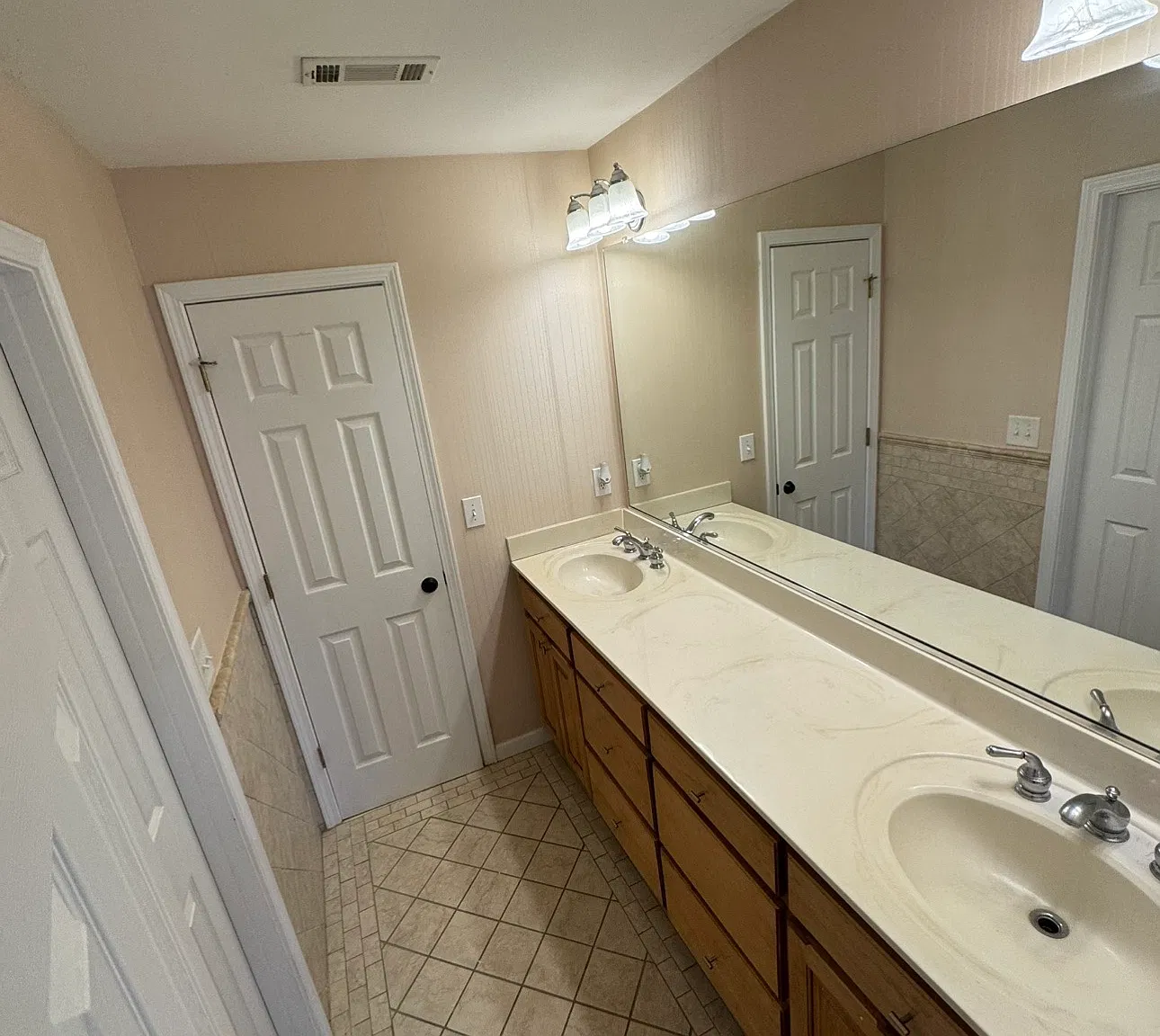 5914 Mount Water Trl — Photo 3