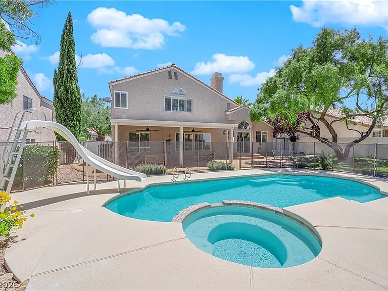 8112 Tropic Isle Cir — Photo 41