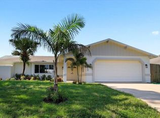 650 Concha Dr, Sebastian, FL 32958