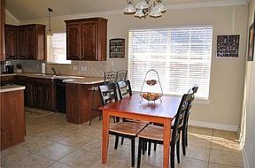 4th image of 128 Satinwood Cir