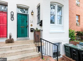 1118 F St NE, Washington, DC 20002