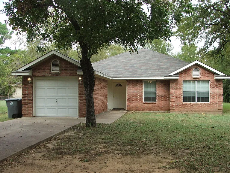 8547 Dunlap St — Photo 17