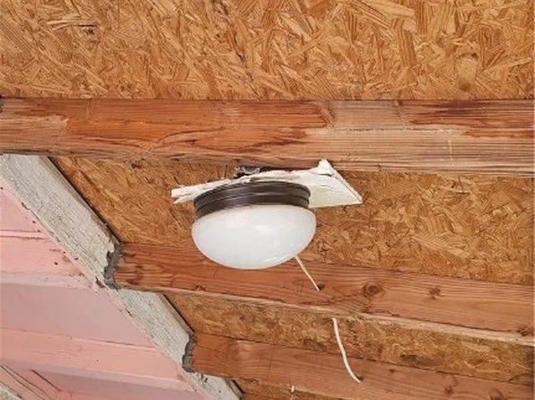 2120 Glider St, North Las Vegas, NV 89030