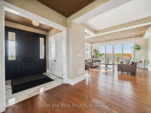 5th image of 5785 Halls Rd N