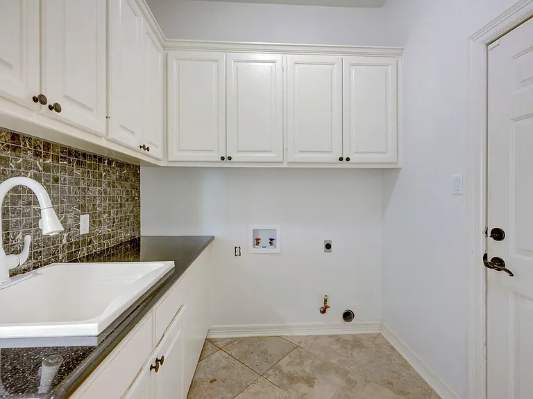 3105 Lacevine Ln — Photo 24
