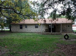 225 Robyn Ln, Lindale, TX 75771
