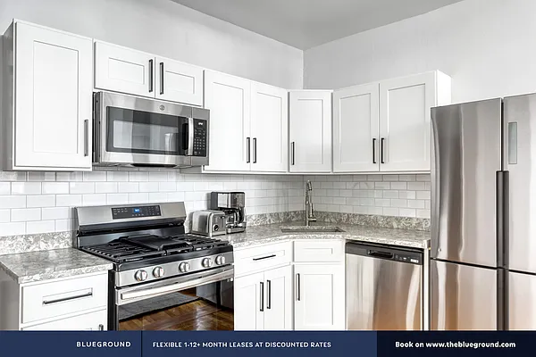 Rented by The Blueground | media 5