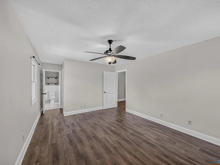1208 Willowbrook Dr SE #C — Photo 34