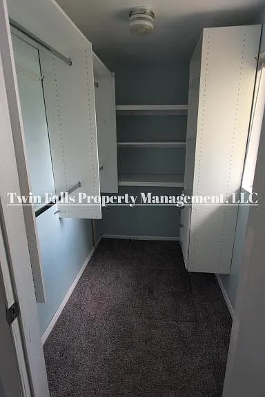 3073 Vickie Ln — Photo 24