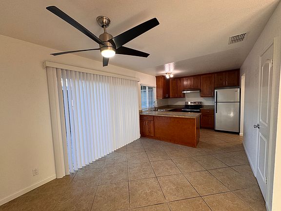 2nd image of 289 Palacio Royale Cir
