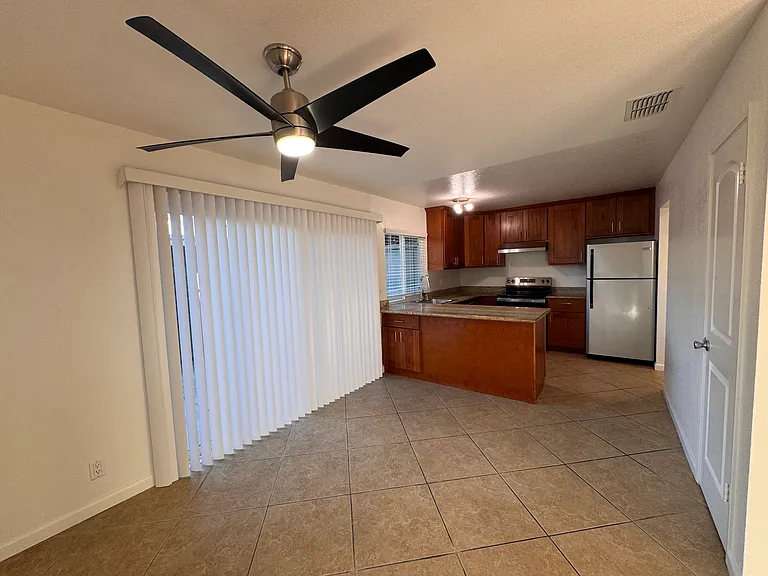289 Palacio Royale Cir — Photo 2