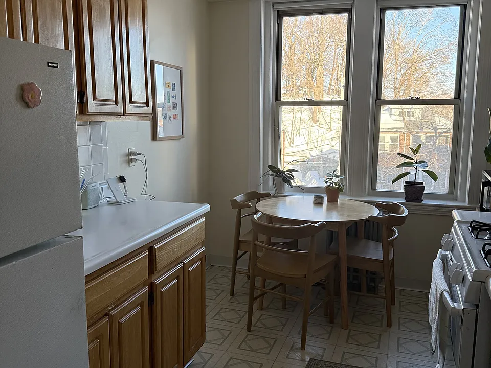 30 Colborne Rd #8
