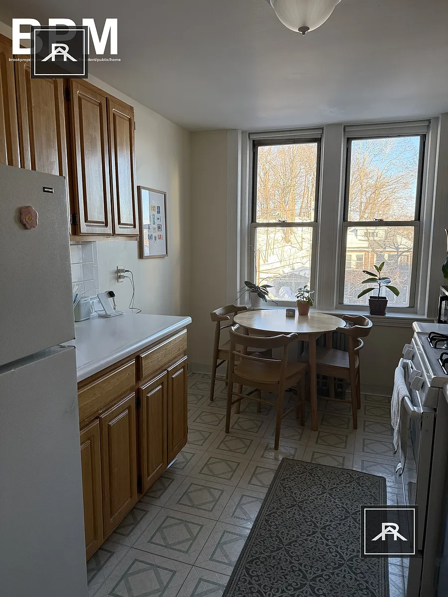 Building Photo - 26 Colborne Rd #8