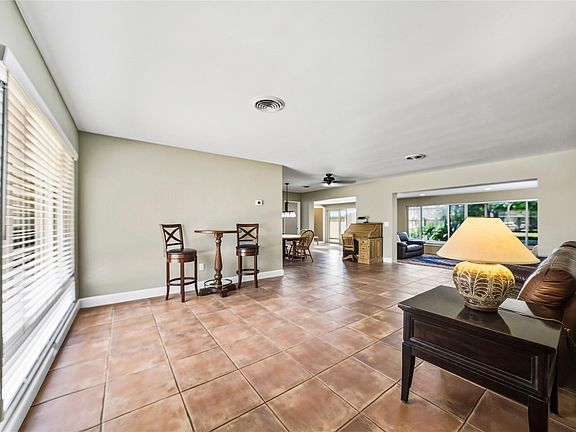 4th image of 1711 NE 40th Court