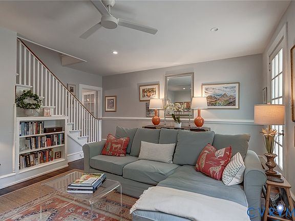 4th image of 2619 Grayland Ave