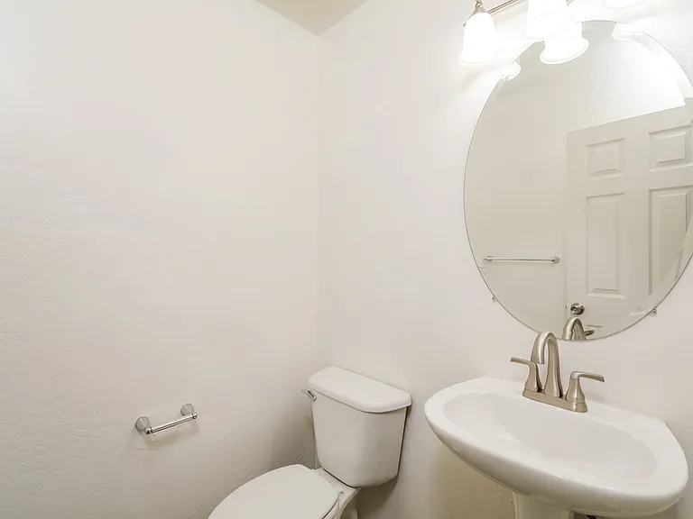 15028 W Statler St — Photo 15