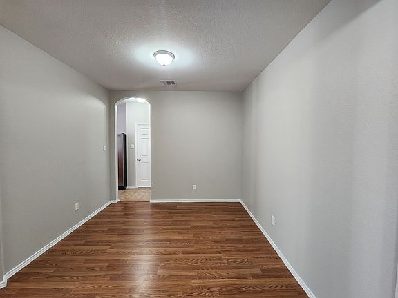 5th image of 11621 Glen Knoll Dr
