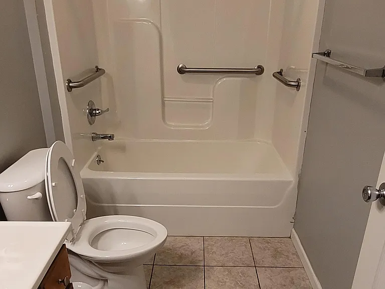 26 Fox Hollow Dr #28 — Photo 13